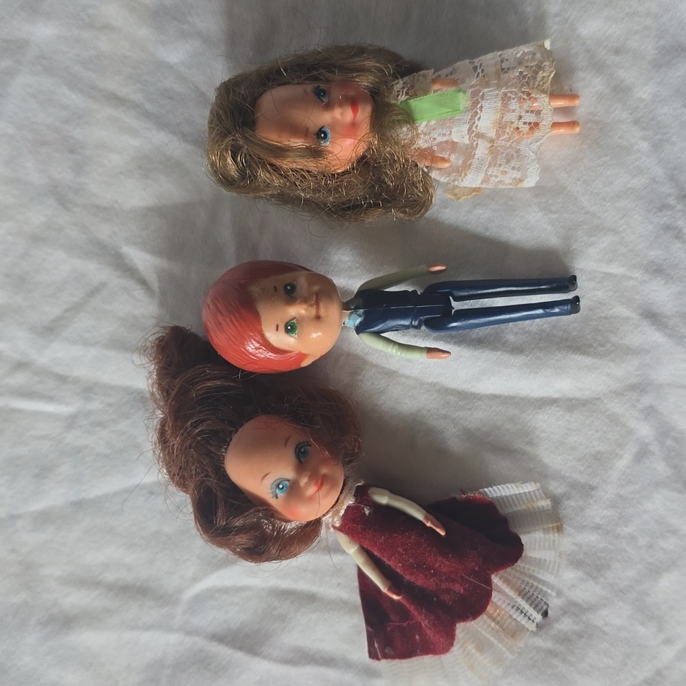 Vintage 80s mini dolls